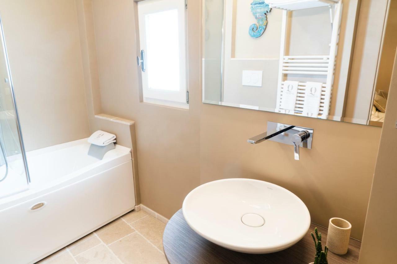 Quintessenza Luxury Domus Bed & Breakfast Polignano a Mare Bagian luar foto